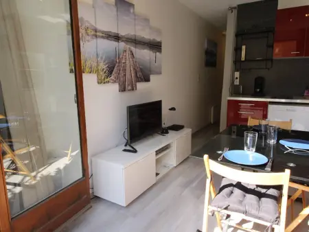 Studio Cabine RDC pour 2/3 Pers avec Jardin, Parking, LL, LV, Wifi - Proche Thermes et Télécabine - Photo 5