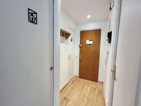 Studios + Cabine à Megève, 4 Couchages, 500m des Remontées, Balcon Sud, Parking Inclus - Photo 7