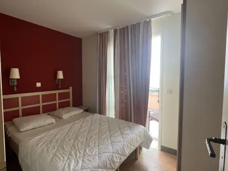 Duplex 3 pièces avec solarium et accès piscines - Photo 4