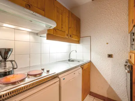 2 pièces mezzanine pour 6 pers, balcon sud, proche pistes et commerces - Photo 5