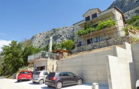 Appartement 5 personnes à Omis - Photo 1