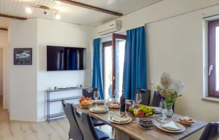Appartement 5 personnes à Omis - Photo 2