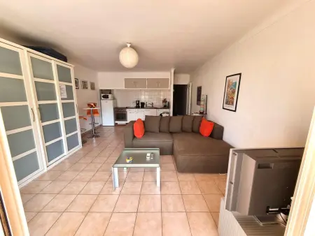 Appartement avec terrasse, piscine chauffée et parking à Collioure - Photo 2