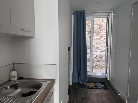 Charmant Studio en Centre Historique avec Terrasse Privée et Tout Confort - Photo 9