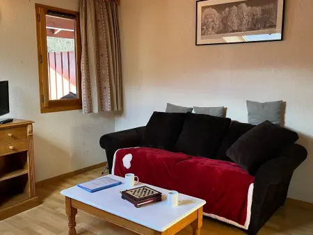 Appartement mansardé 2 pièces avec piscine et wifi - Photo 4