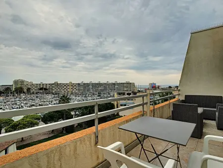 Charmant F2 avec terrasse, vue mer et parking, Carnon - Photo 1