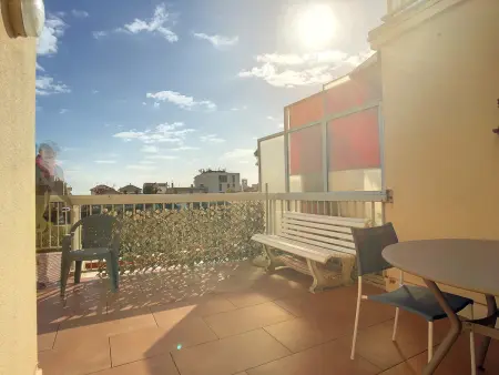 Bel F2 Cabine avec Garage, Proche Plage et Port, Grande Terrasse ensoleillée - Photo 3