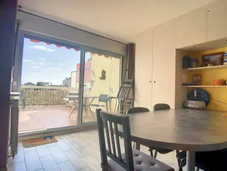 Bel F2 Cabine avec Garage, Proche Plage et Port, Grande Terrasse ensoleillée - Photo 7