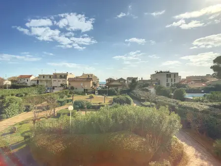 Bel F2 Cabine avec Garage, Proche Plage et Port, Grande Terrasse ensoleillée - Photo 10