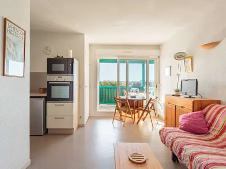 Appartement à Anglet avec Terrasse, Proche Plages et Commerces, Piscine et Parking - Photo 3