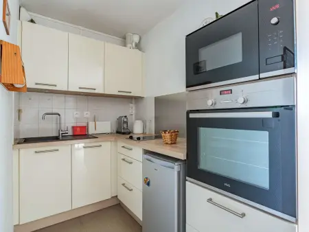 Appartement à Anglet avec Terrasse, Proche Plages et Commerces, Piscine et Parking - Photo 5