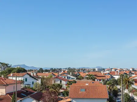 Appartement à Anglet avec Terrasse, Proche Plages et Commerces, Piscine et Parking - Photo 9