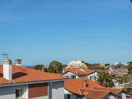 Appartement à Anglet avec Terrasse, Proche Plages et Commerces, Piscine et Parking - Photo 10