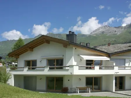 Praval, Appartement 6 personnes à Valbella - Photo 1