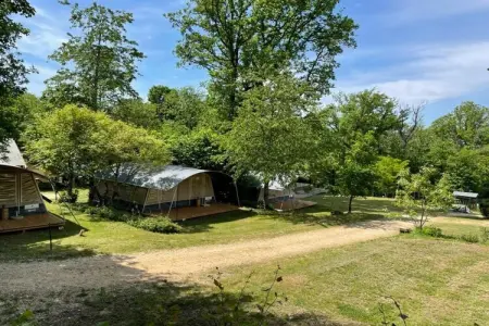Camping Le Clou 1, Lodge en Dordogne avec vue - Photo 14