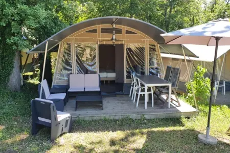 Camping Le Clou 1, Lodge en Dordogne avec vue - Photo 17