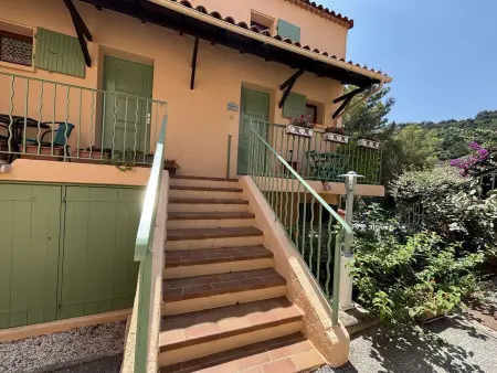 Studio mezzanine avec piscine, parking - 4 pers - Cavalaire - Photo 9