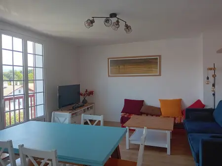Spacieux T4 rénové à Hendaye, lumineux et calme, proche plage avec parking et WiFi. - Photo 11