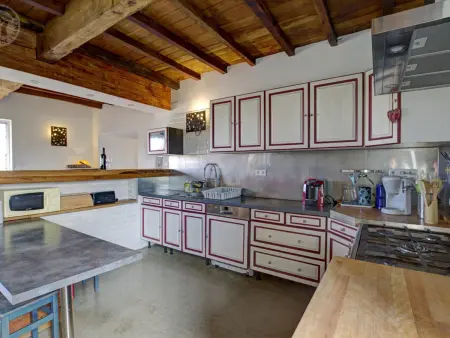 Spacieux gîte en campagne avec piscine et spa, Gite 10 personnes à Néronde - Photo 6