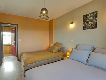 Spacieux gîte en campagne avec piscine et spa, Gite 10 personnes à Néronde - Photo 22