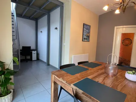 Aix-les-Bains T3 avec terrasse, parking et animaux permis - Photo 5