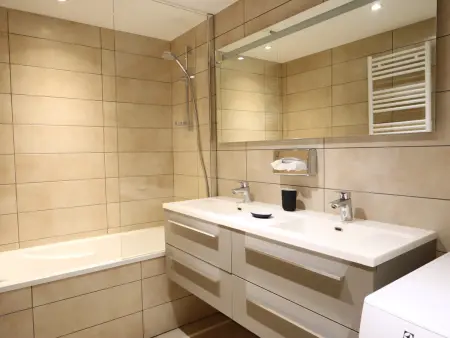 Appartement de Standing 6 Pers. - Résidence Neuve Centre des Gets với Garage et Balcon - Photo 8