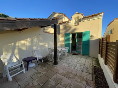Charmante Maison 3 Pièces avec Piscines Chauffées, Terrasse et Jardin, à 300m de la Plage des Demoiselles - Photo 5