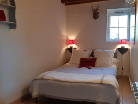 Gîte confortable proche Moulins avec jardin & poêle à bois - Photo 2
