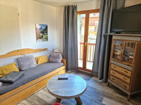 Bel Appartement 4 Pièces pour 8, Près des Pistes à Valfréjus - Photo 4