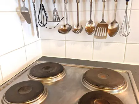 Appartement 2 pièces + cabine, 6 personnes, bien situé à 30m du télécabine - Rue du Cheval Blanc, Modane - Photo 6