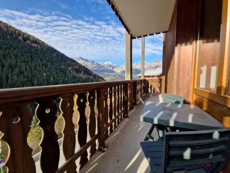 Studio 4 pers au coeur de Valfréjus avec balcon, cuisine équipée, casier à skis - Photo 2