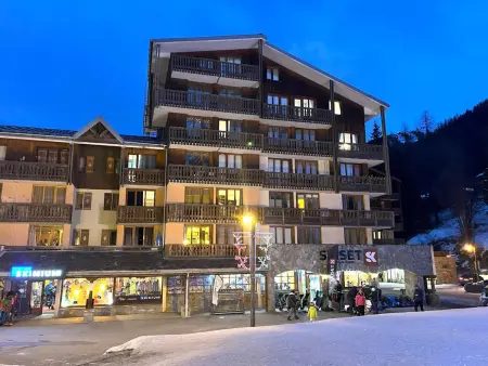 Studio 4 pers au coeur de Valfréjus avec balcon, cuisine équipée, casier à skis - Photo 19