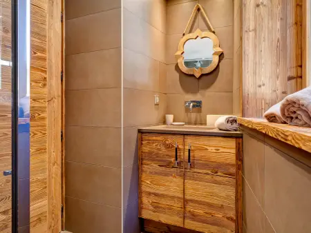Chalet rénové au cœur du village, proche des pistes, 9 pers, WiFi inclus - Photo 6