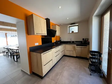Maison rénovée 4 chambres, terrasse 100m², max 8 personnes - Photo 4