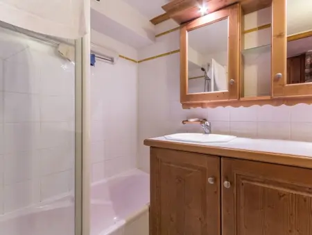 Appartement 3 pièces avec balcon, skis aux pieds - Photo 8