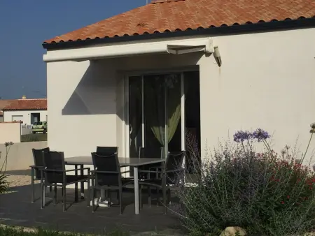 Maison à Longeville-sur-Mer : Plage, Surf et Détente - Photo 8