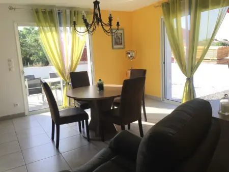 Maison à Longeville-sur-Mer : Plage, Surf et Détente - Photo 11