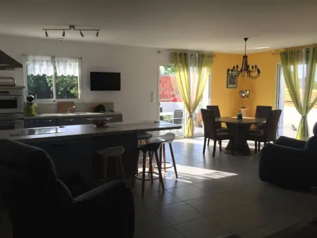 Maison à Longeville-sur-Mer : Plage, Surf et Détente - Photo 14