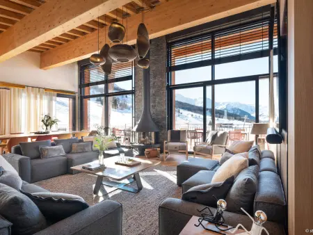 Chalet contemporain avec piscine privée, sauna et home cinéma à Arc 1800 - Photo 1