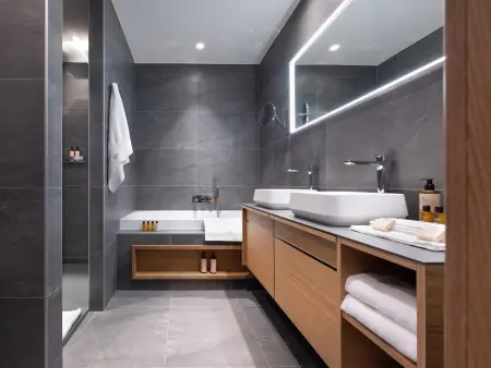 Chalet contemporain avec piscine privée, sauna et home cinéma à Arc 1800 - Photo 6