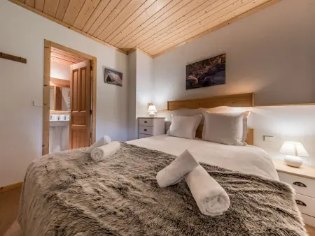 Duplex spacieux à Courchevel 1850 - 8 pers, pieds des pistes, cheminée, garage, Wifi inclus - Photo 3