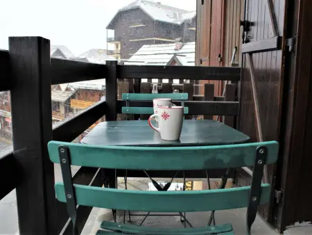 Studio cabine au pied des pistes, 4 couchages, plein centre, balcon exposé Ouest, parking proche - Photo 10
