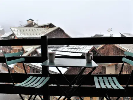 Studio cabine au pied des pistes, 4 couchages, plein centre, balcon exposé Ouest, parking proche - Photo 11