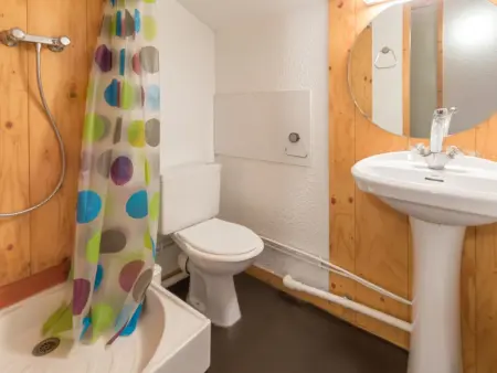 Appartement fonctionnel proche pistes, balcon vue vallée, 6/7 personnes - Photo 7