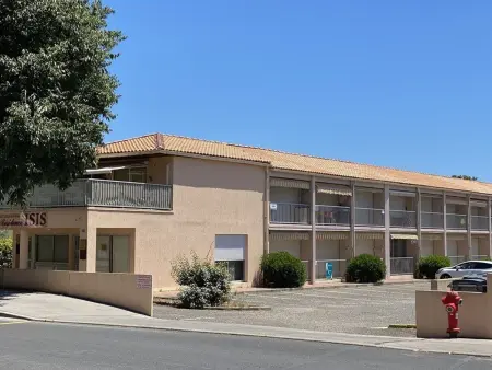 Charmant T2 rénové avec clim, WiFi et parking à 15 min des Thermes de Balaruc-les-Bains - Photo 8
