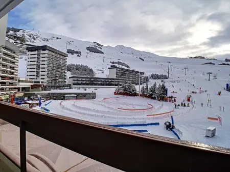 Appartement rénové 36m², skis aux pieds, balcon sud - Photo 13