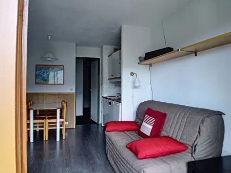Studio fonctionnel proche pistes avec balcon ouest - Photo 1