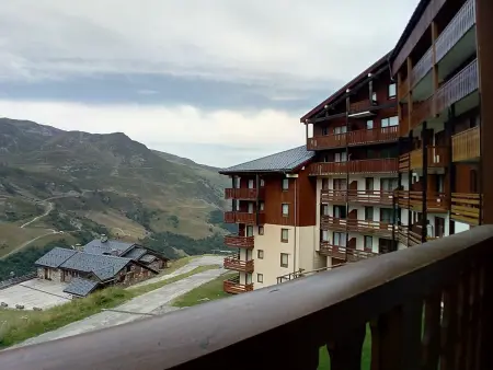 Studio fonctionnel proche pistes avec balcon ouest - Photo 7