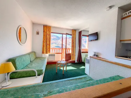 Appartement lumineux proche des pistes avec balcon - Photo 5