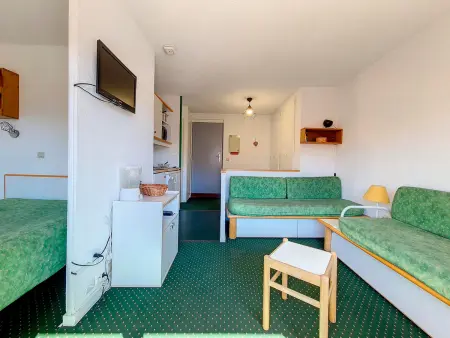Appartement lumineux proche des pistes avec balcon - Photo 8